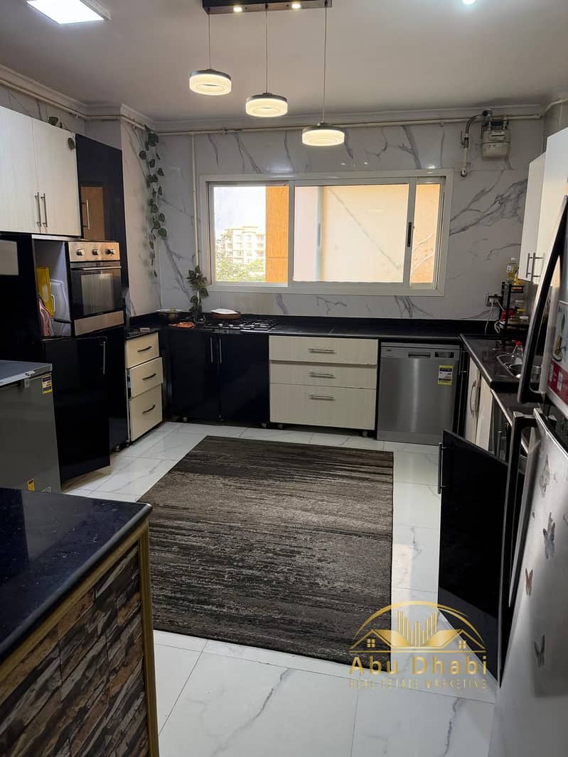 9 3120aba3-d160-4b3a-93e2-07b03c1b5eee. jpg