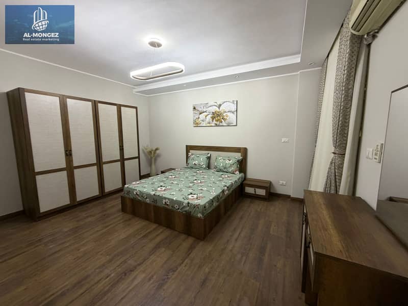 4 a58404b3-1032-4e84-8389-8a2a991d8657. jpg