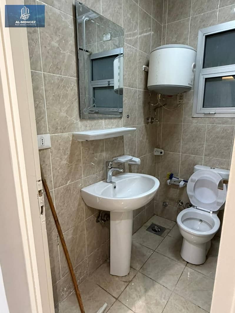 11 382870fa-ec4e-48d9-88a7-b5023d15bfc4. jpg