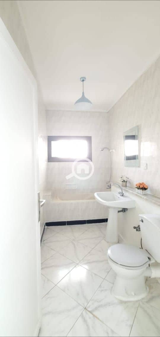 11 WhatsApp Image 2025-12-28 at 13.59. 59 (2). jpeg