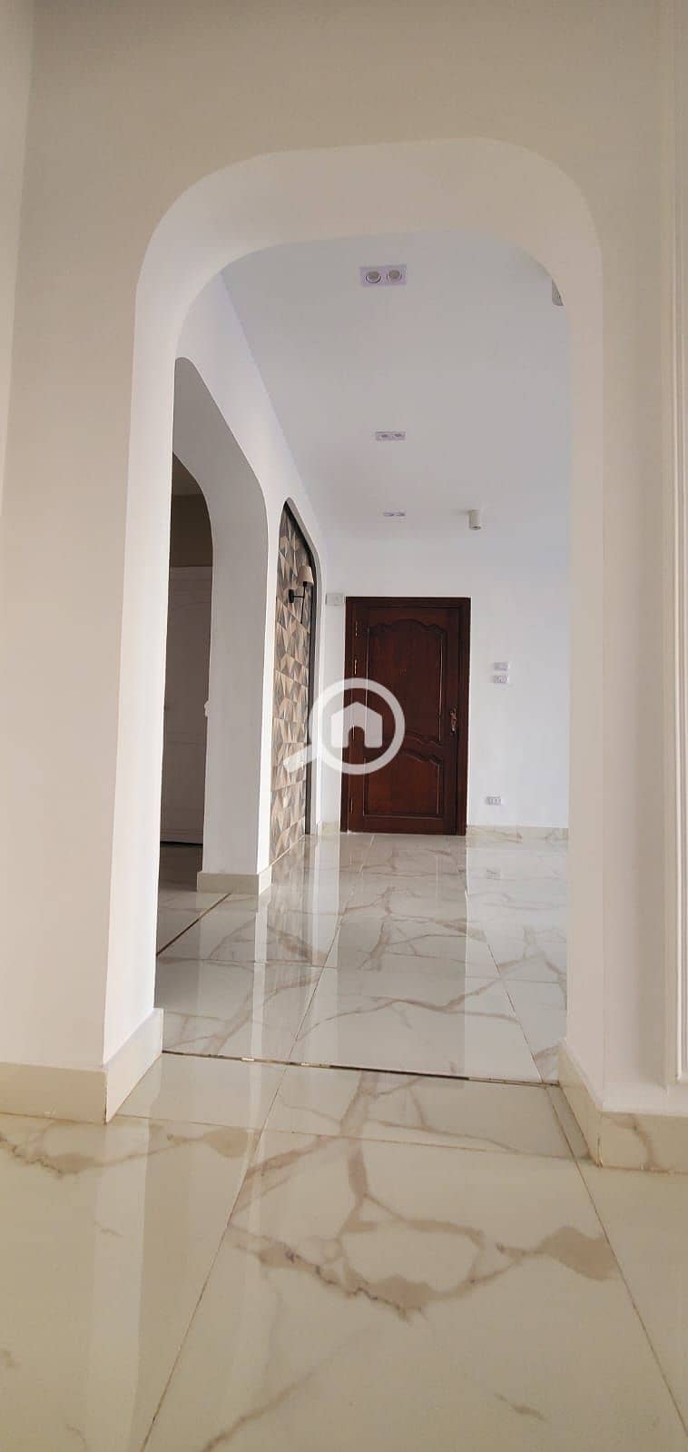 37 WhatsApp Image 2025-12-28 at 14.08. 22 (1). jpeg