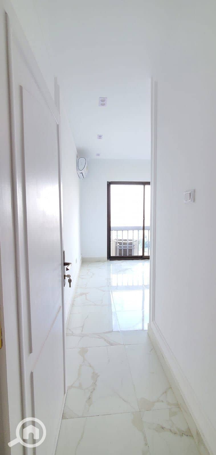 45 WhatsApp Image 2025-12-28 at 14.08. 25 (1). jpeg