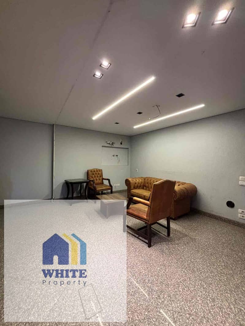 2 f1355036-3f5c-4c66-a263-cbe6fdc15e60. jpg