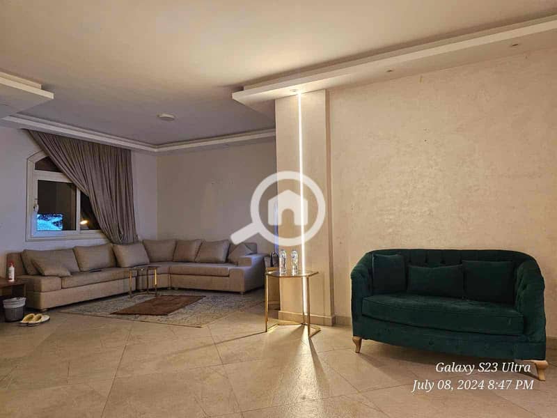 10 1c0922c1-626f-409e-adc9-451a603570f0. jpg