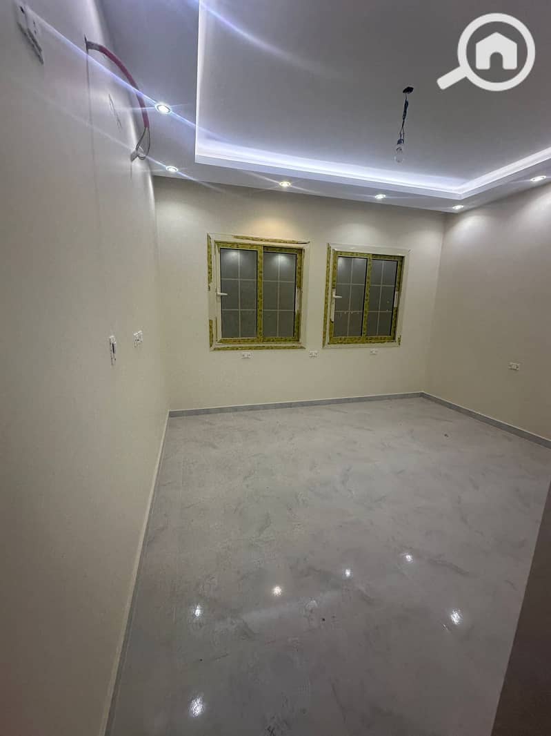 2 3fae7681-82dc-45a4-bd23-6ba0e60d4e5c. jpeg