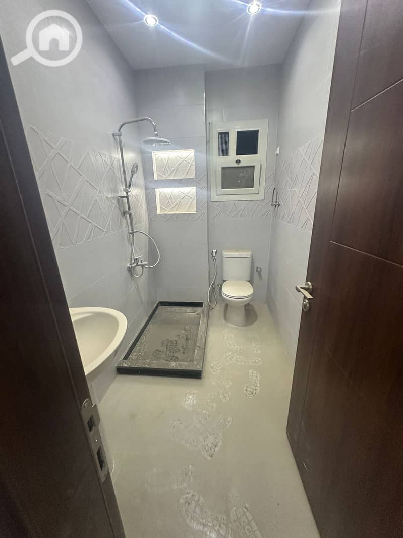 9 6e5273d3-d579-4c85-a189-cb18b3b08601. jpeg