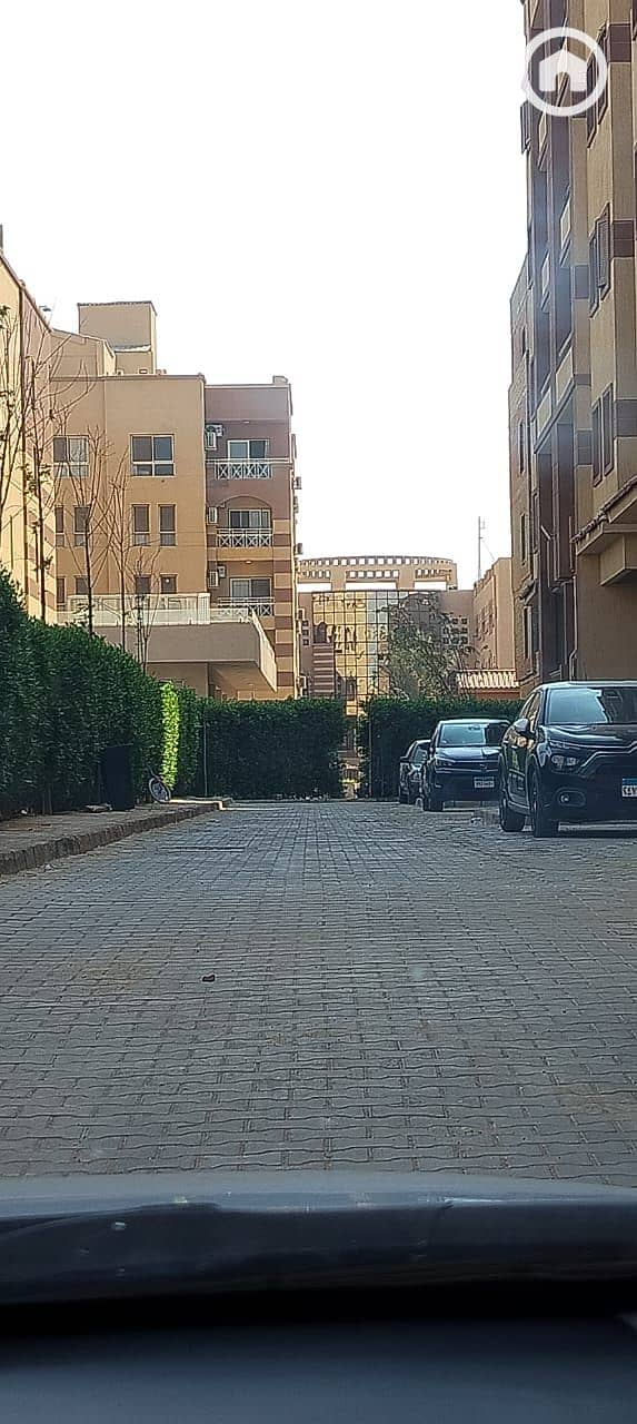 8 WhatsApp Image 2025-12-28 at 19.33. 13 (1). jpeg