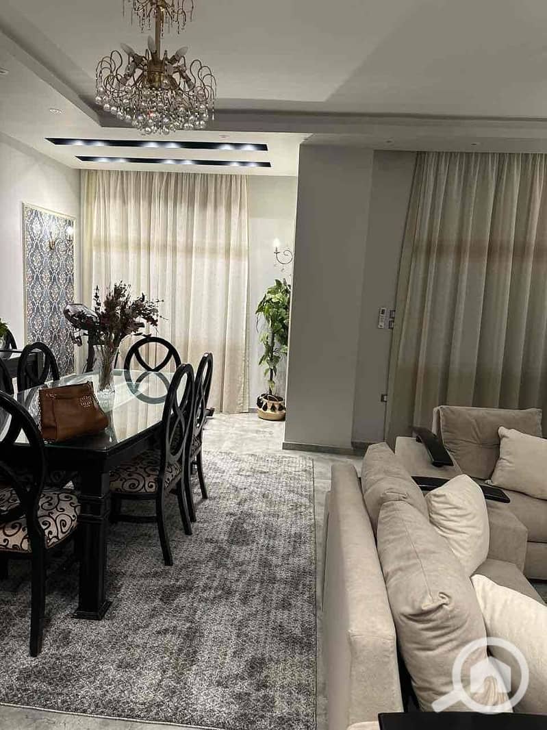 3 0119ec15-9fac-41d0-84ee-b5545ef8105d. jpg