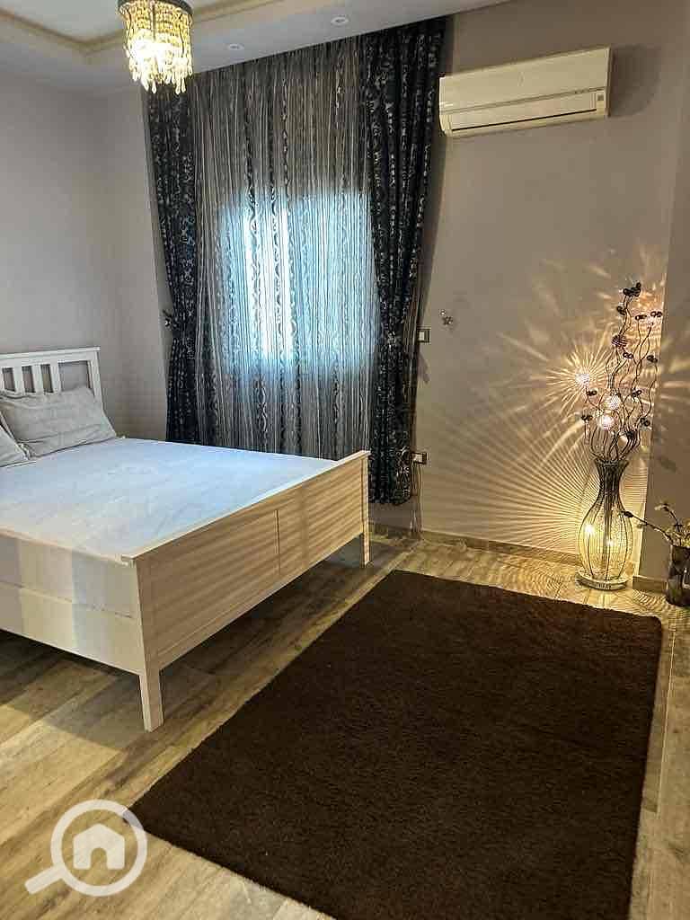 12 529e64fc-2a10-4a8c-ba2e-cb1199aeb419. jpg