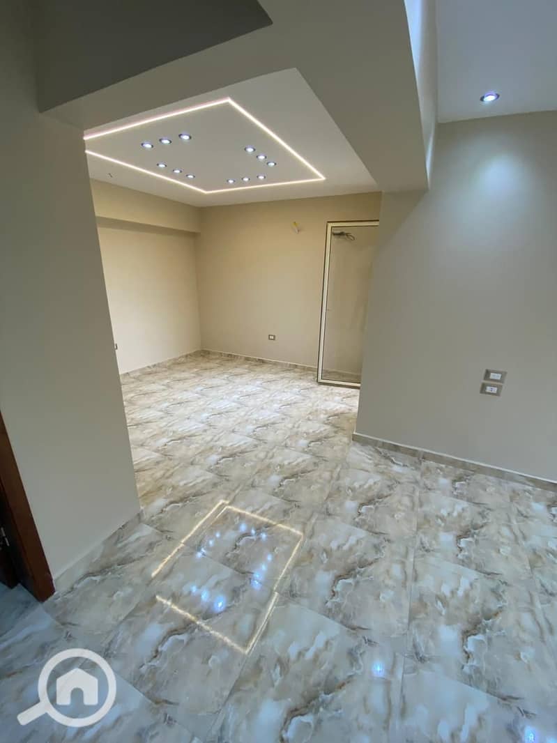 22 WhatsApp Image 2025-12-28 at 11.06. 53. jpeg