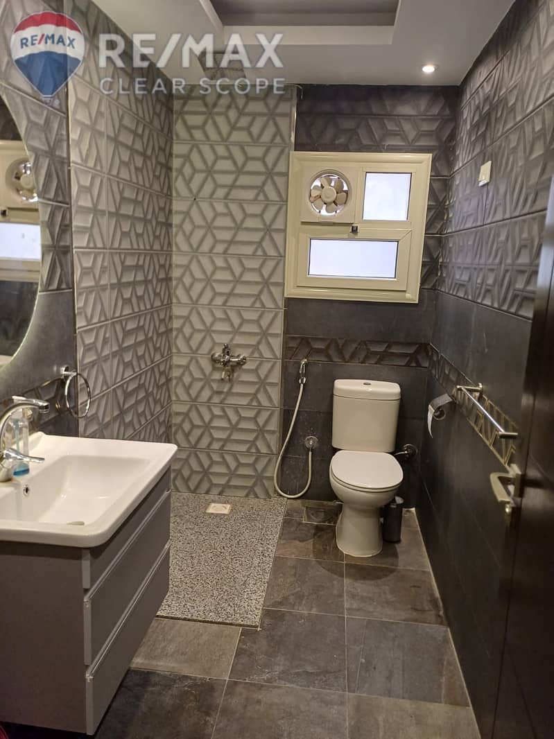 3 9ff22eb4-3373-47ce-8b59-b65ef580ccb1. jpg