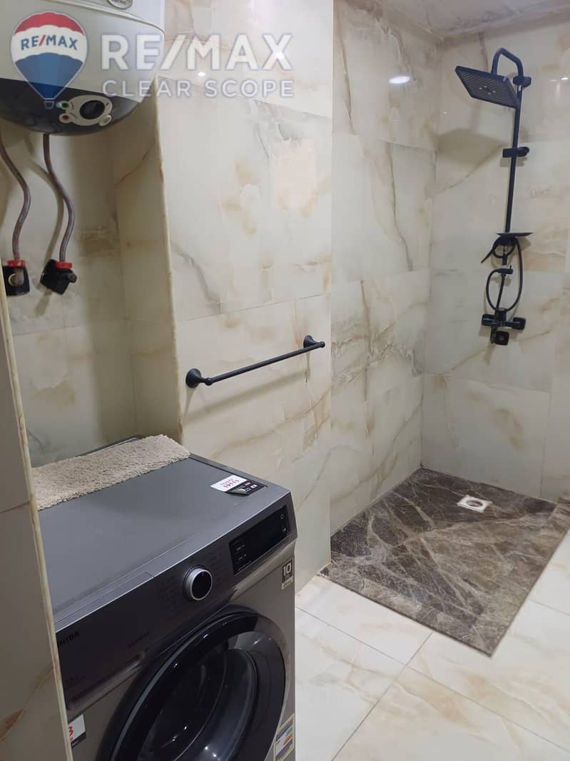 5 5e246898-3758-4d41-a3c6-4218951e835e. jpg