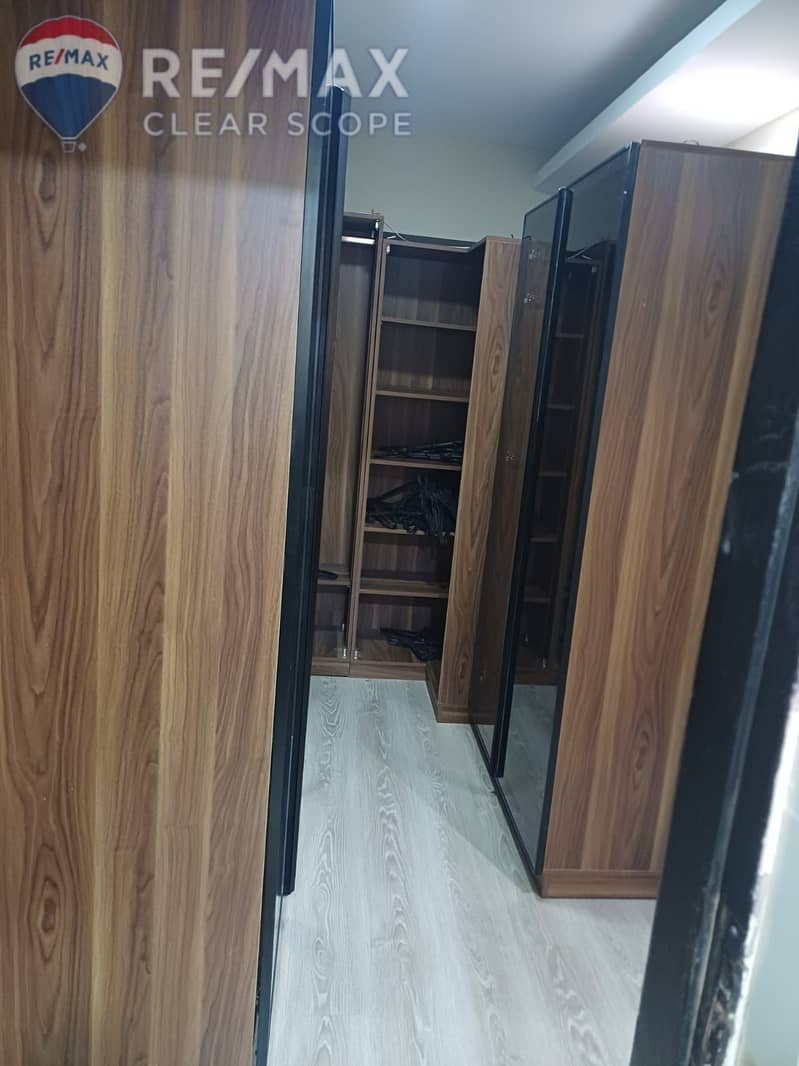 14 de2ce660-4636-4b75-bfac-6e1799441079. jpg