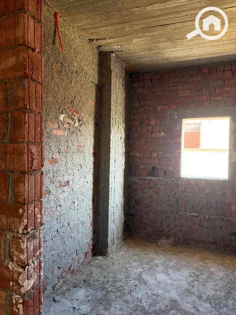 3 e981fe2a-4d08-42a6-a8df-924844f8f895. jpg