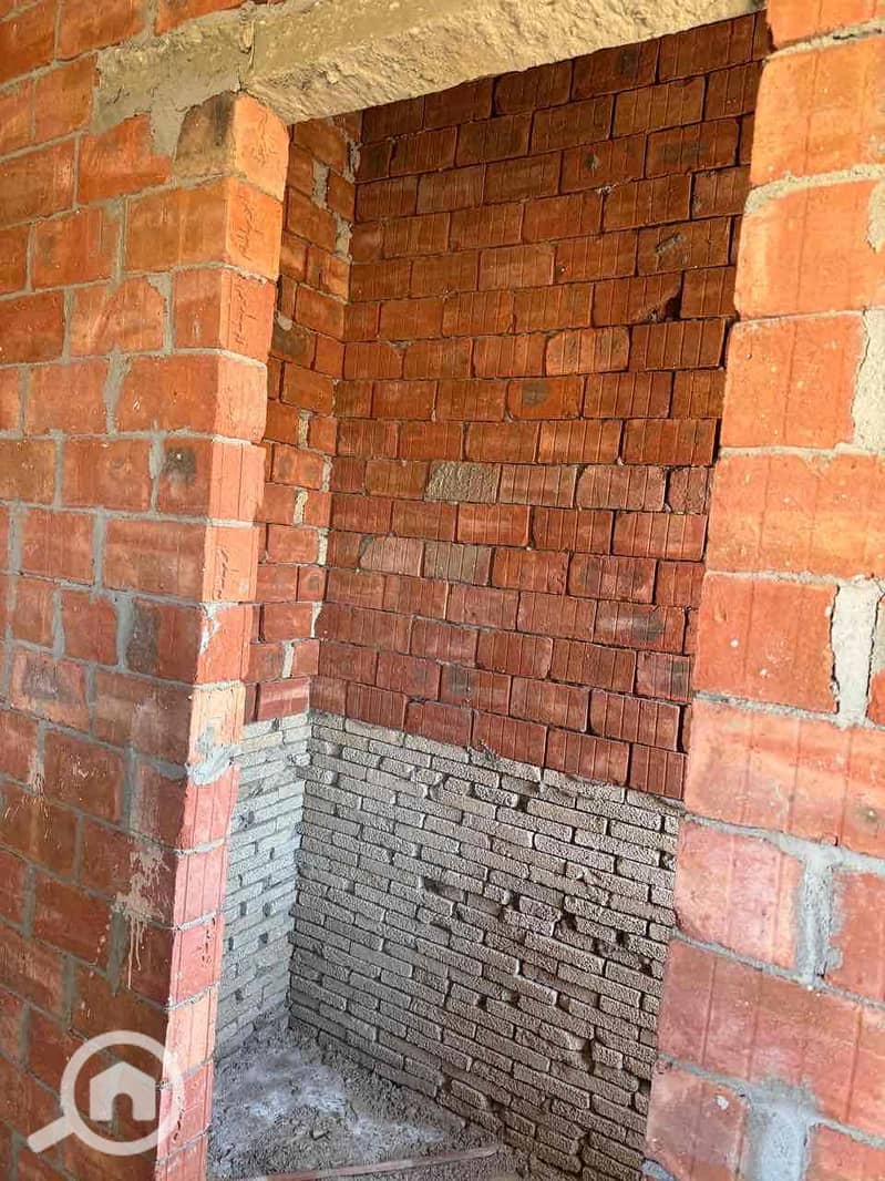 10 f9747faf-af3f-4aa1-a367-8bcdc083aa02. jpg