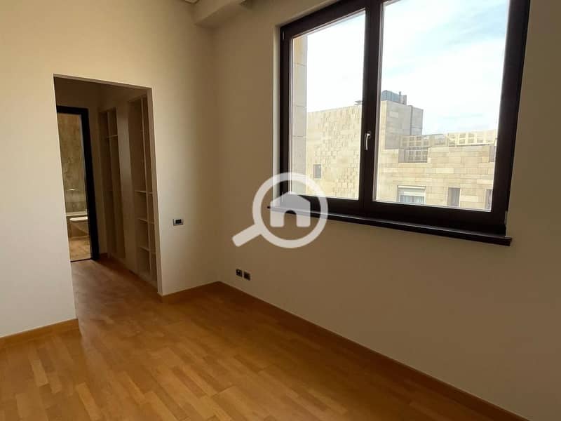 6 WhatsApp Image 2024-07-06 at 12.51. 02_f8cef298. jpg