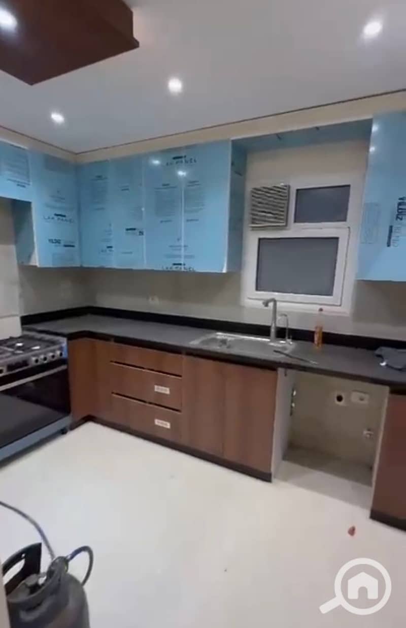 8 WhatsApp Image 2025-12-28 at 20.58. 38 (1). jpeg