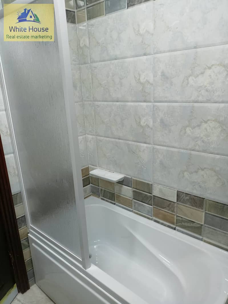 23 bacf19b9-b60d-436b-8120-d19d72ac83d6. jpg