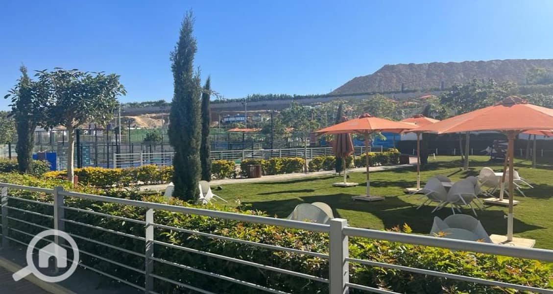 11 IMG_7093 (1). jpg