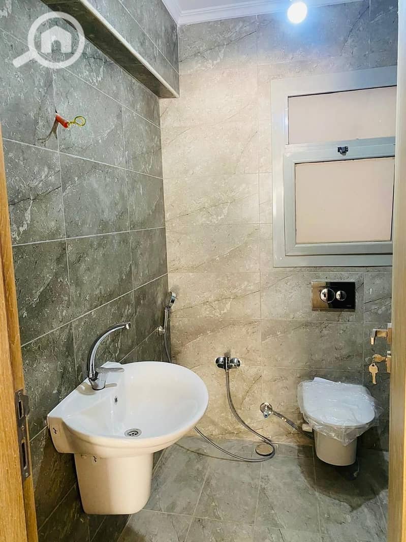 3 WhatsApp Image 2025-12-10 at 18.12. 36 (1). jpeg