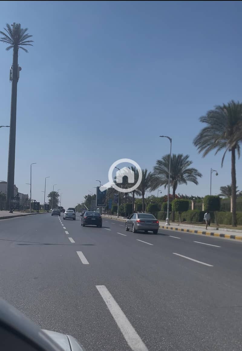 8 775310fb-746e-447f-9980-a32c18bd24ae. jpg