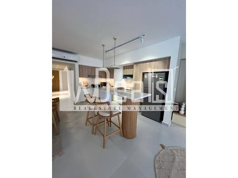 5 WhatsApp Image 2025-12-28 at 13.28. 35 (1). jpeg