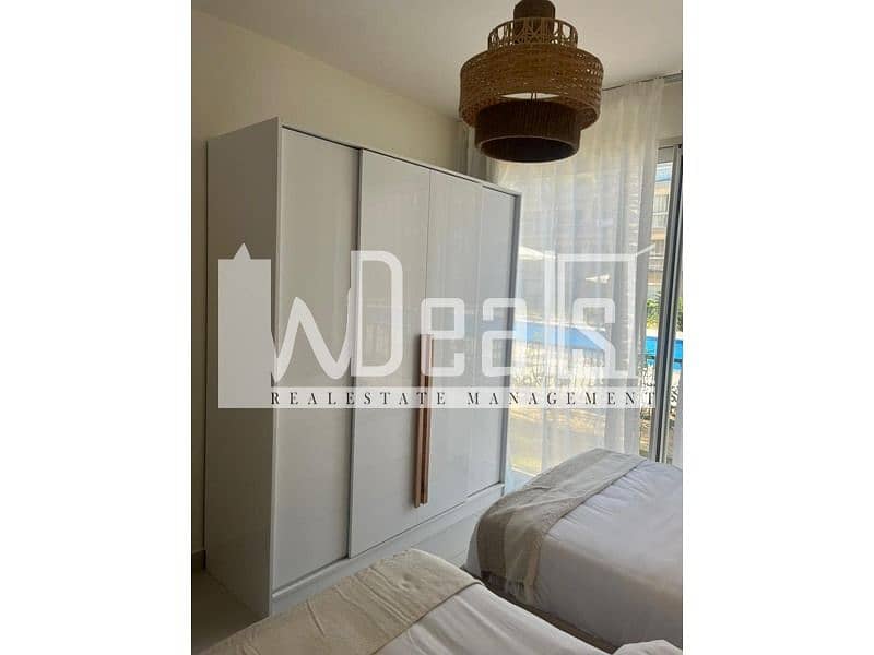 12 WhatsApp Image 2025-12-28 at 13.28. 37 (1). jpeg