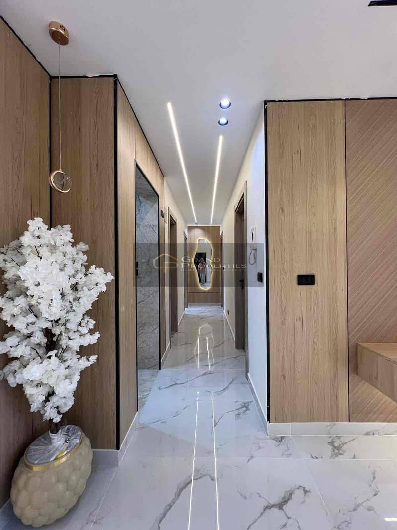 11 57e2d34c-794e-475b-b990-152740d246bd. jpg