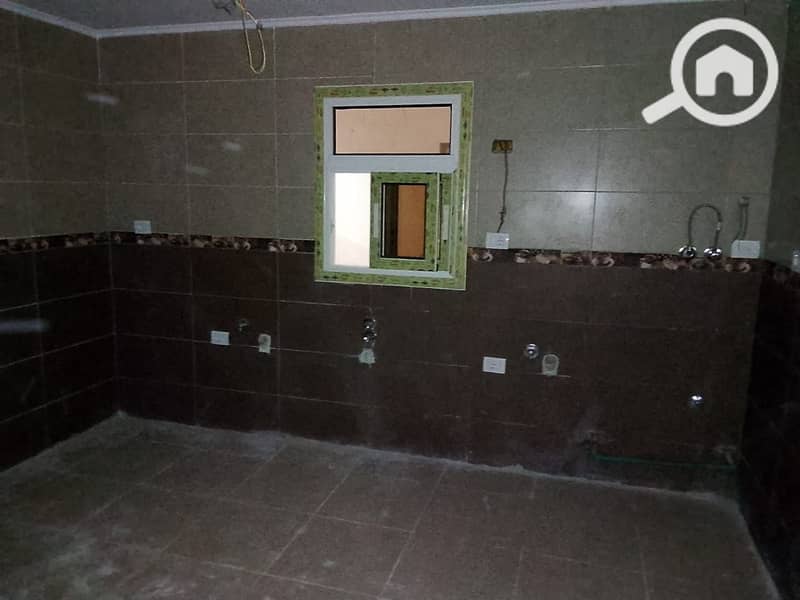 9 cc10f160-1680-43f7-92b8-7449cfbcdeb2. jpg