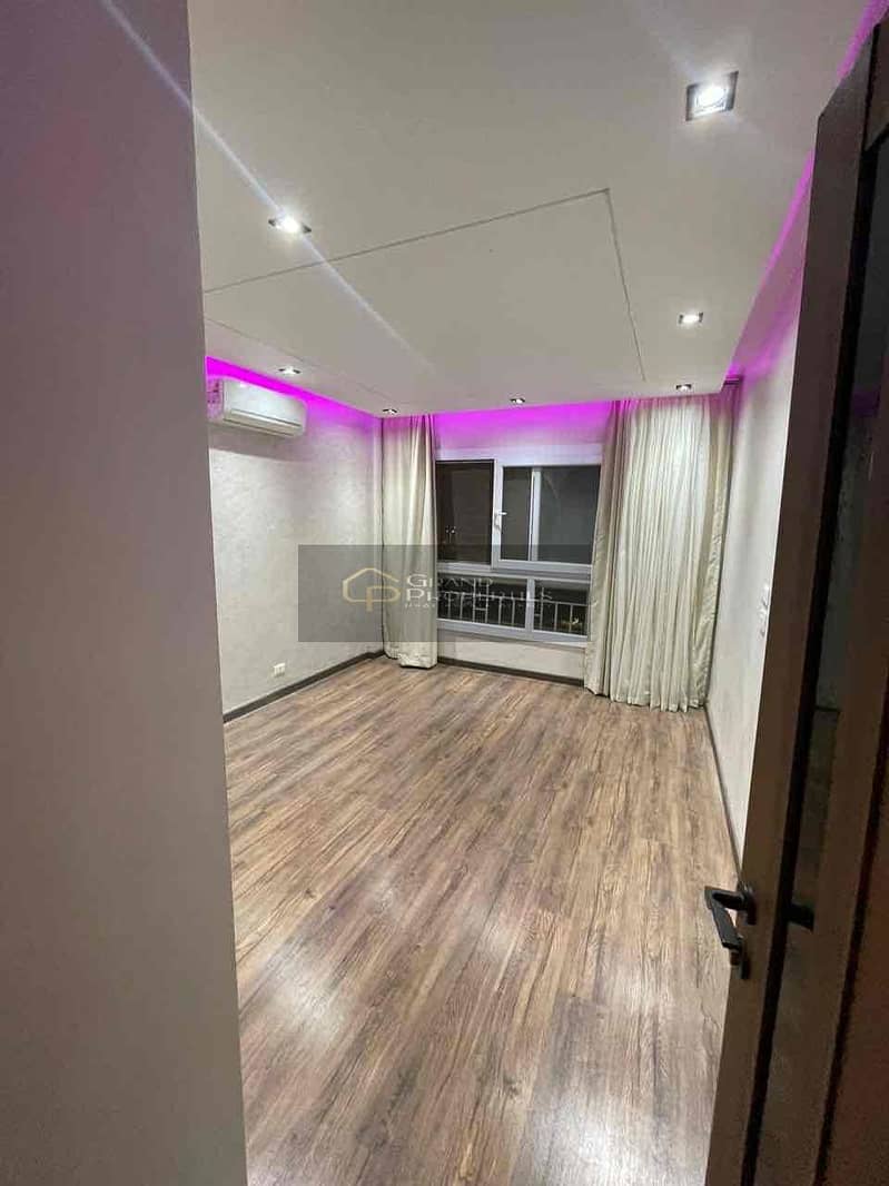 3 bb46478d-b85e-4d29-9954-0893dc8718f4. jpg