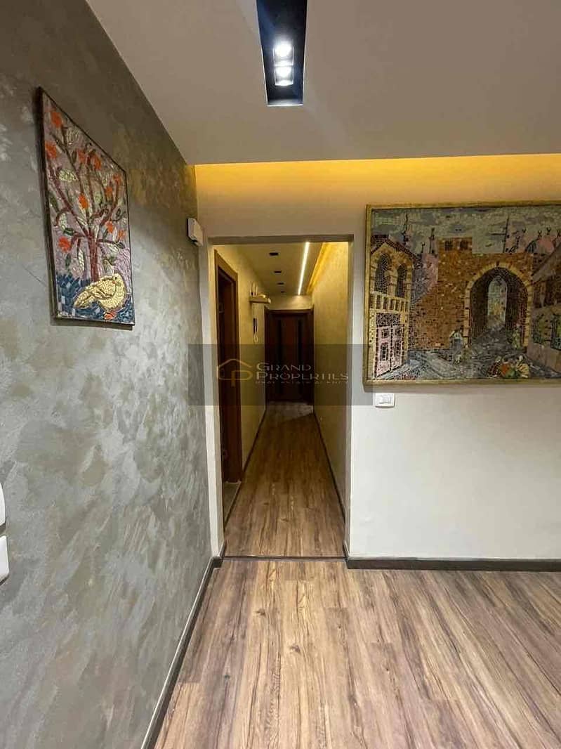 7 5d3bf538-95dd-4191-8f05-ae00f4f77d59. jpg