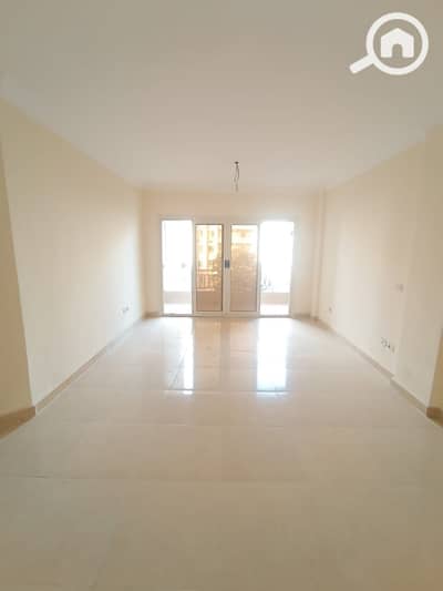 شقة 3 غرف نوم للايجار في مدينة الشروق، القاهرة - IMG-20251228-WA0108. jpg