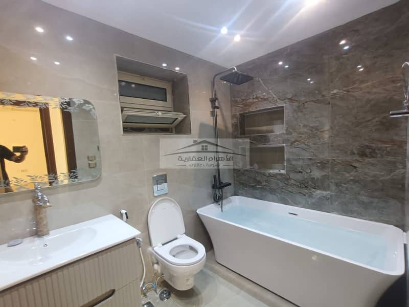 6 WhatsApp Image 2025-12-25 at 11.31. 07 PM. jpeg