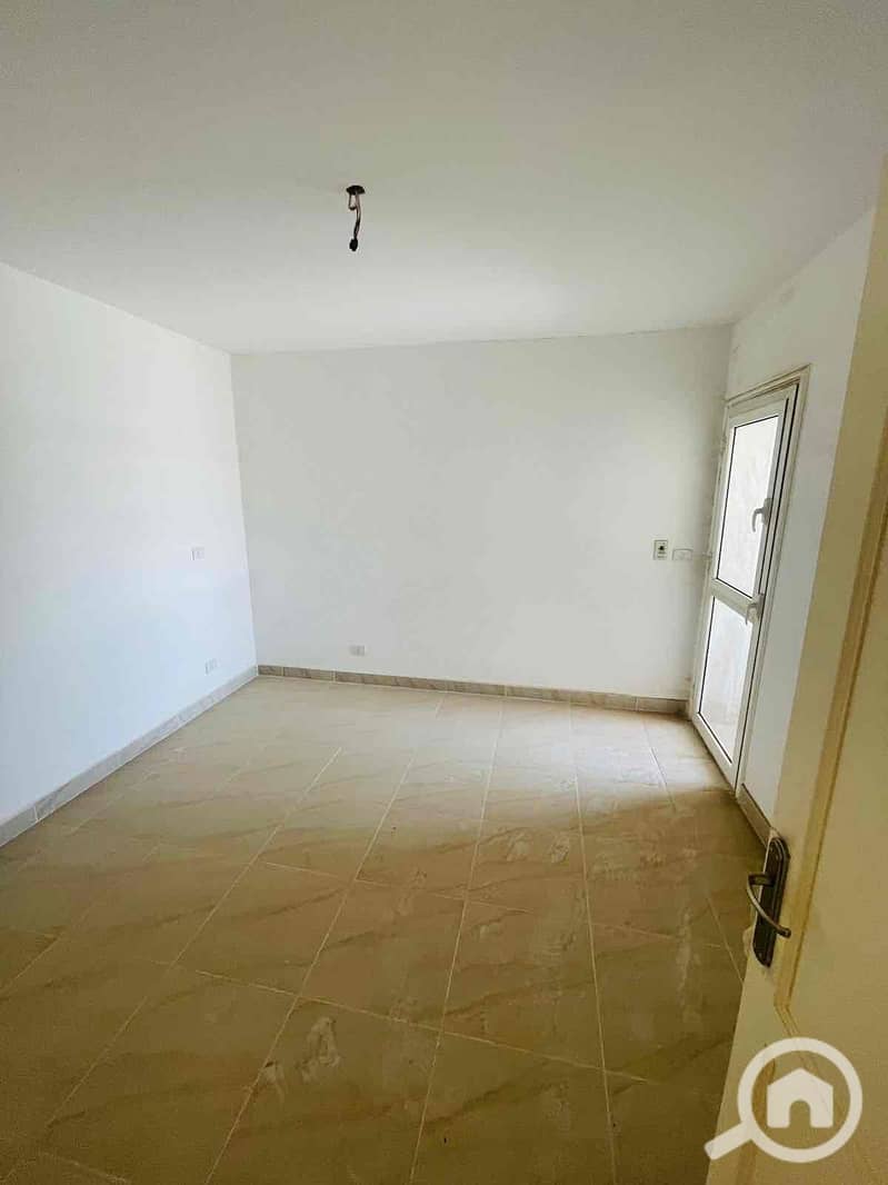 7 0ca41628-a514-4cf0-a5c4-0aae13af04e5. jpg