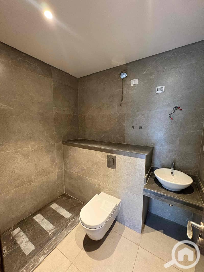 7 3d7e2af3-104f-44a6-a584-614b5998807e. jpg