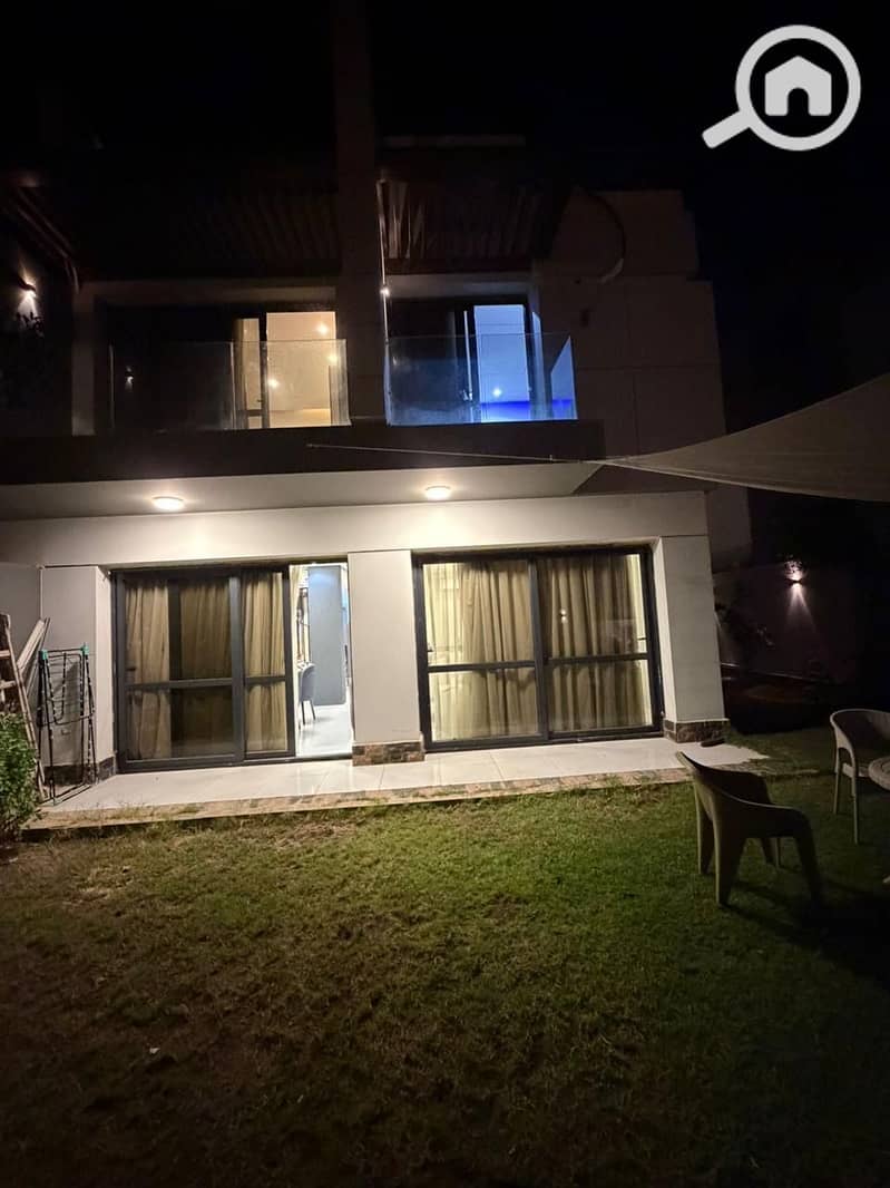 7 2f9ca4fd-8f9d-4125-9e9a-7398b4d6e8f7. jpeg