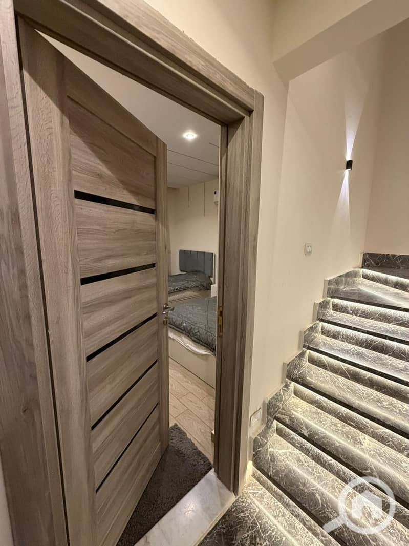 10 b1ee5198-6611-4226-a8b2-a7f9405352c3. jpeg