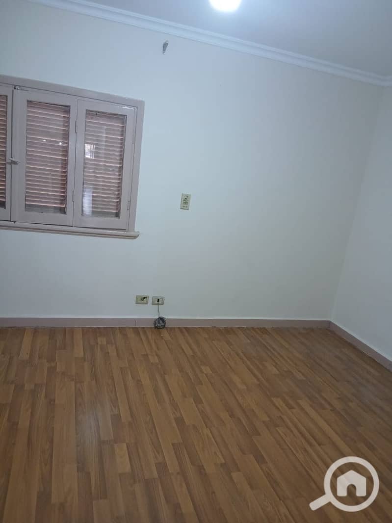 9 90f6a251-8fa3-45cf-b860-703b529dde1a. jpeg