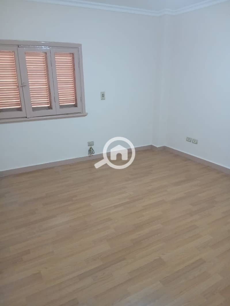 10 b8024175-ae11-4160-8923-496902dd4247. jpeg