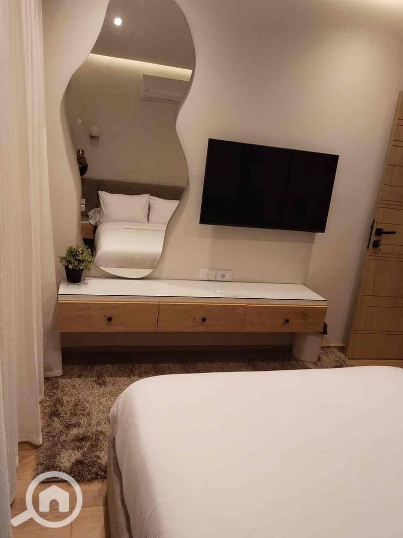 16 209a29ac-3536-4262-8371-58551be3a943. jpg