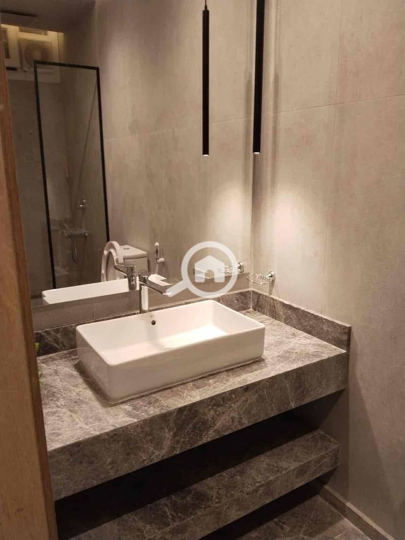 18 f7aff65e-8fa2-4288-be03-07b6e6ed8fed. jpg