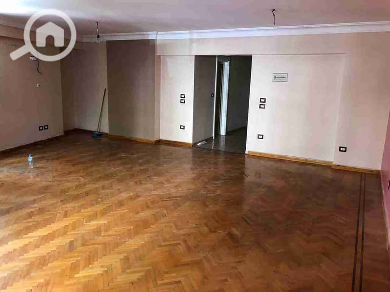 3 157e5c7a-39ae-458e-be27-14b1c043b5c5-1_all_27768. jpg