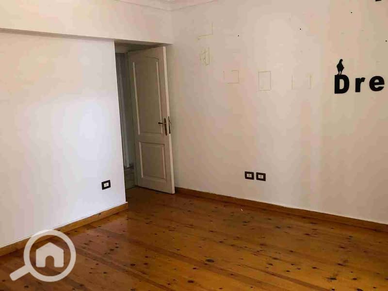 4 157e5c7a-39ae-458e-be27-14b1c043b5c5-1_all_27362. jpg