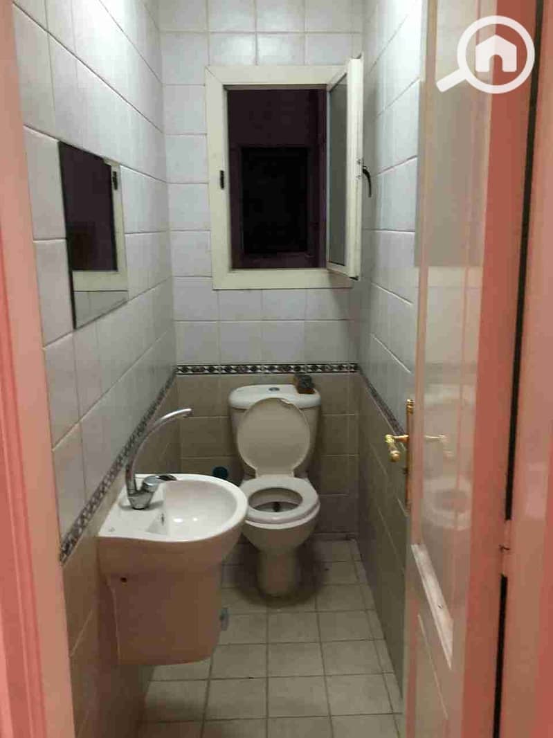 7 157e5c7a-39ae-458e-be27-14b1c043b5c5-1_all_27525. jpg