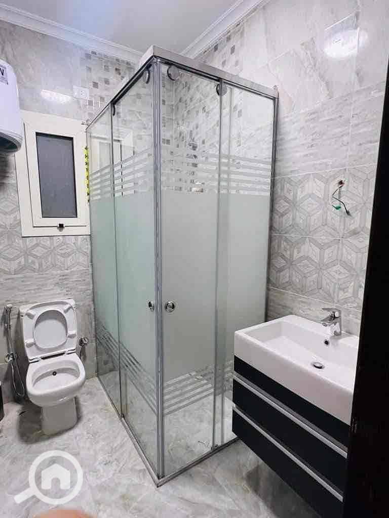 3 d612ae52-d525-40e8-8913-547548f96833. jpg