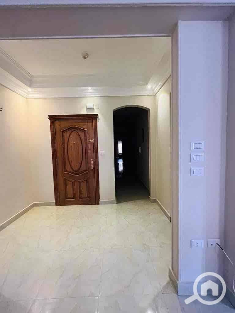 4 83cd4c00-ad64-4fb3-9329-ddf1e0bfdbc4. jpg