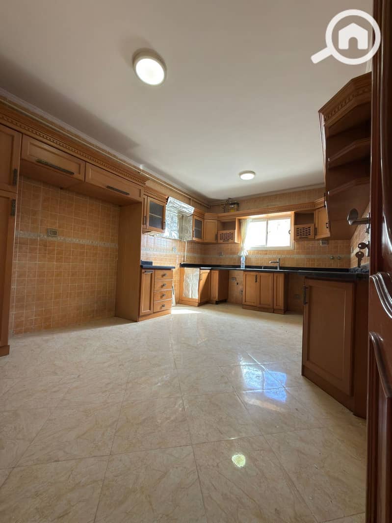 6 370dbf28-f0dc-4640-9e4e-29fffb15088b. jpeg