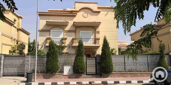 فیلا 5 غرف نوم للايجار في القاهرة الجديدة، القاهرة - 1001868691. jpg