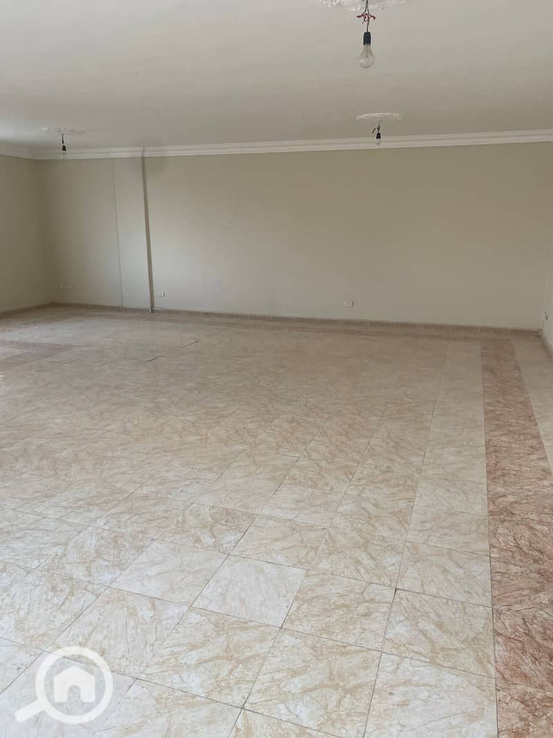 3 9b5540ba-a4a8-4d4b-bee2-3d15a175c702. jpeg