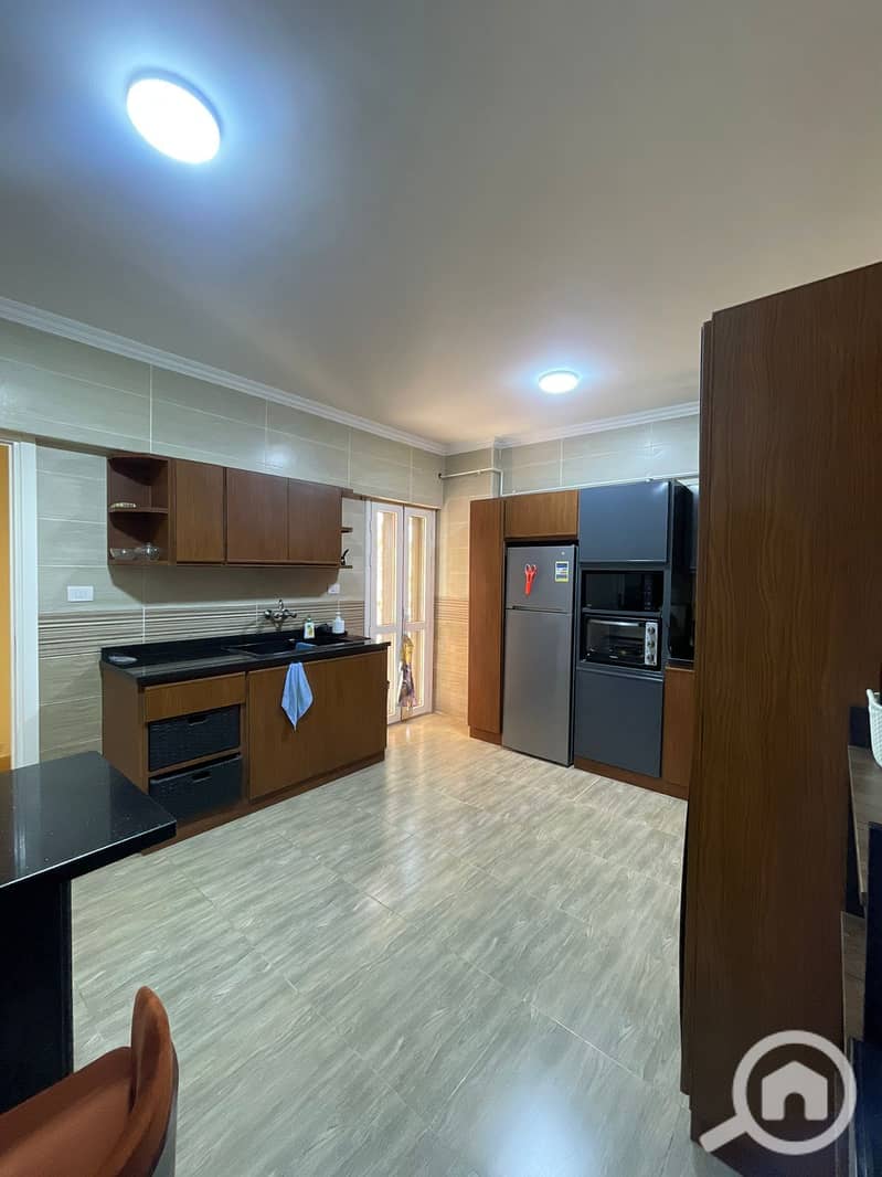 9 d4828630-3e3d-46b3-9539-f8fb4e5e93f9. jpeg